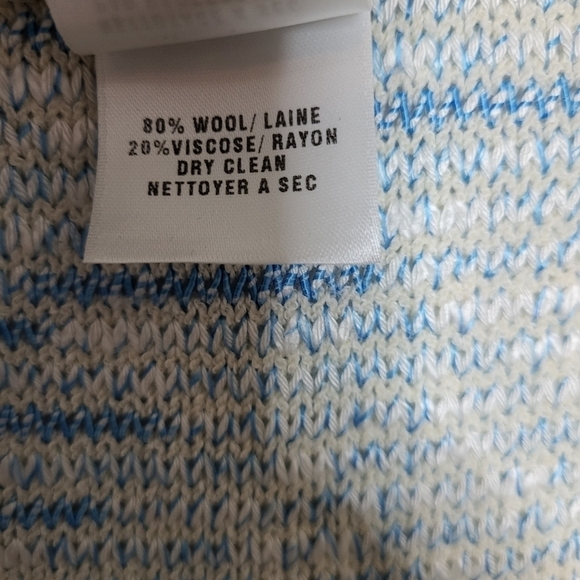 ST JOHN SPORT Sleeveless Scoop Neck Wool Sweater Size L - Picture 4 of 11